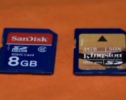 2 Tarjetas de Memoria 2GB y 8GB