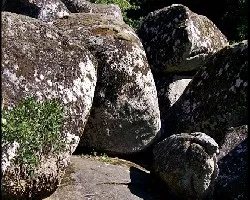 A CANTARA DA MOURA (A VEIGA - OURENSE)