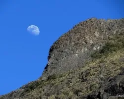 El terbi y la luna