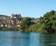 Rio ebro y castillo