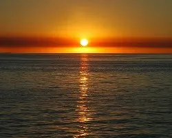 Atardecer sobre el rio de la plata