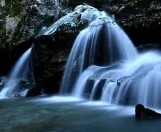 Cascada en el rio calera.